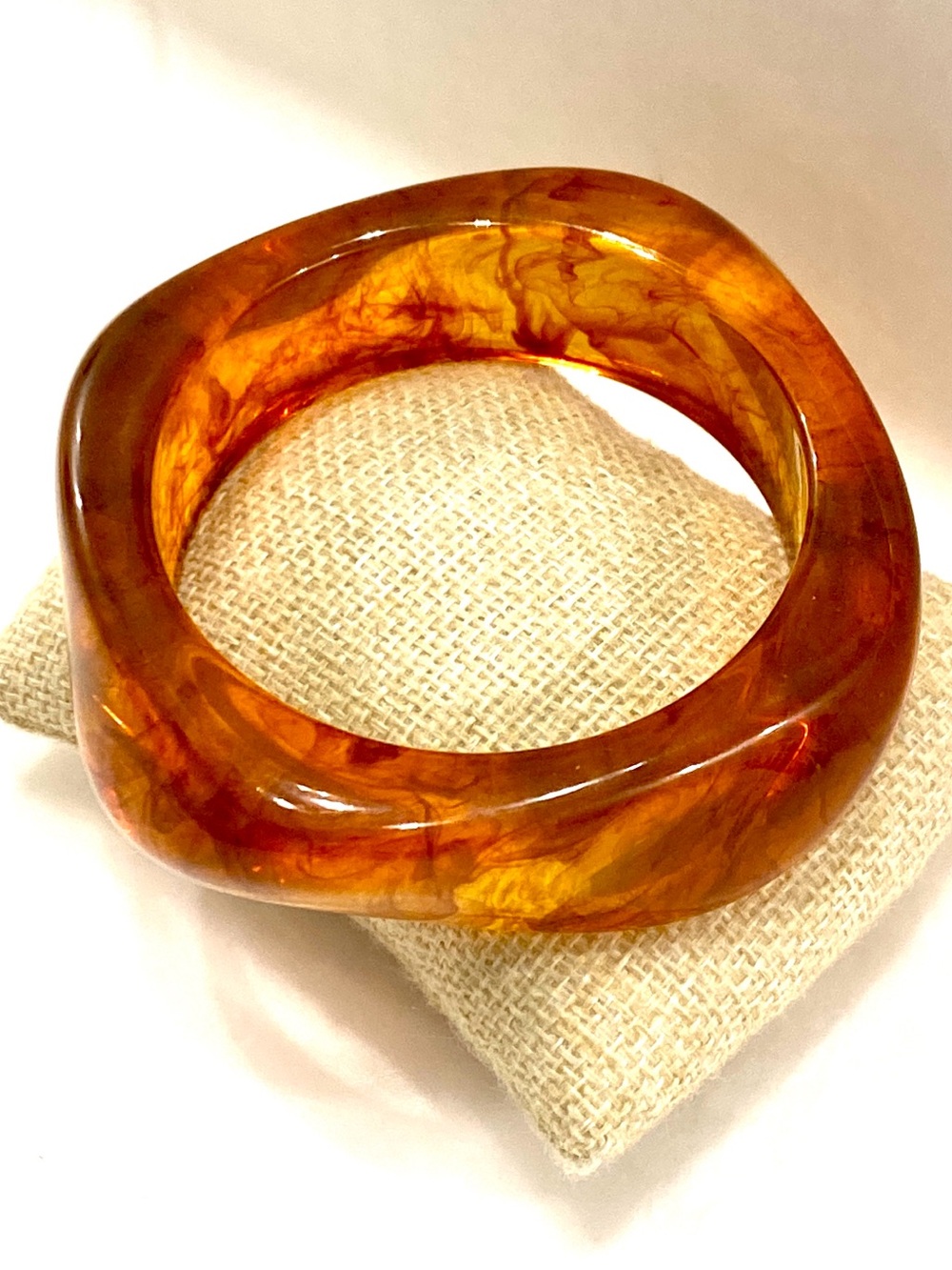 Mod Square Marbled Honey Amber Resin Bangle Bracelet Chunky Cuff NWOT